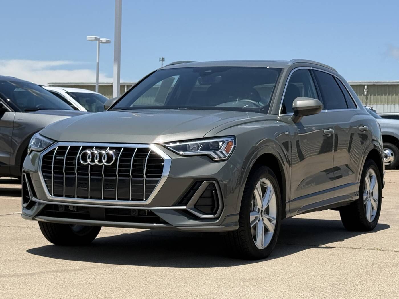 2024 AUDI Q3