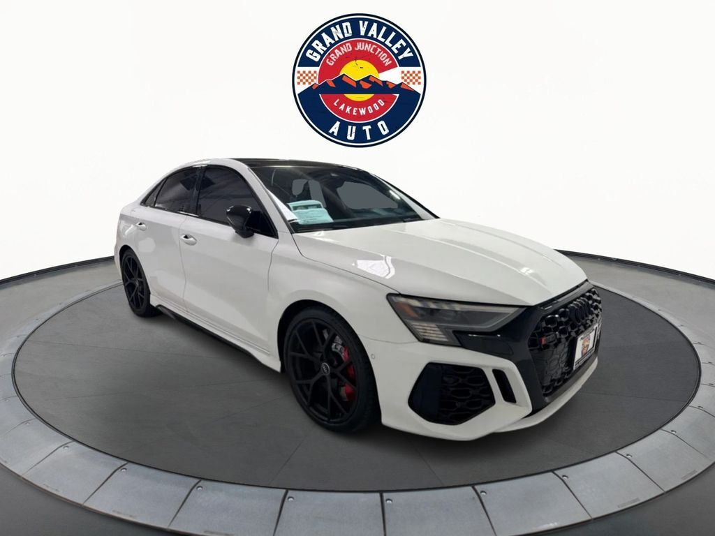 2023 AUDI RS3