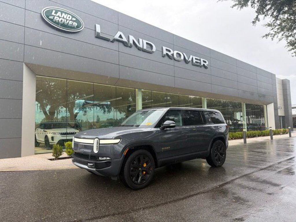 2023 RIVIAN R1S