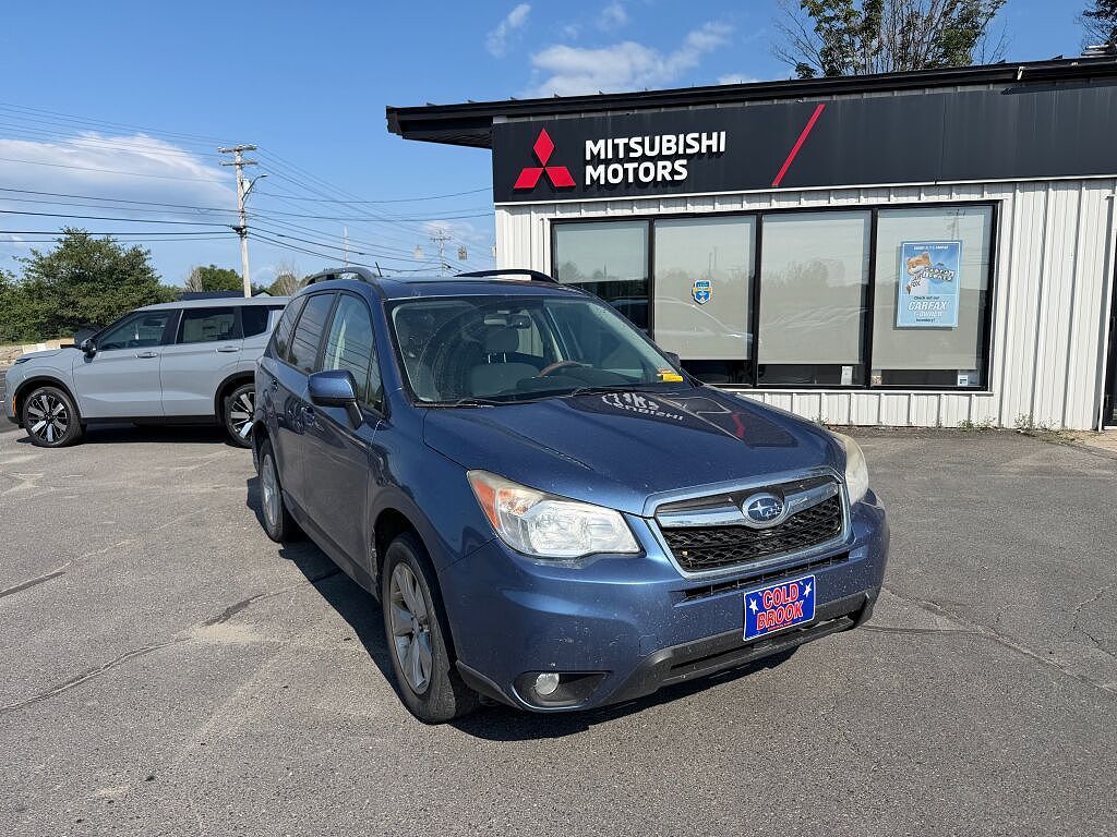 2015 SUBARU Forester