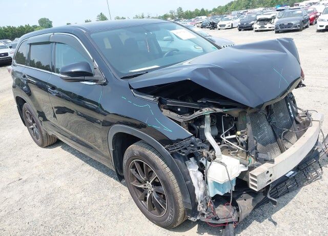 2016 TOYOTA Highlander