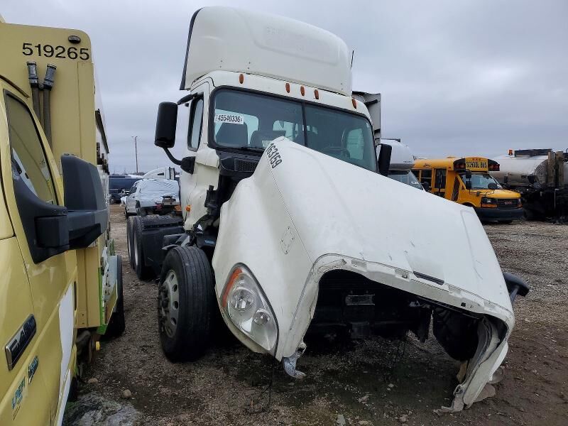 2016 FREIGHTLINER Cascadia