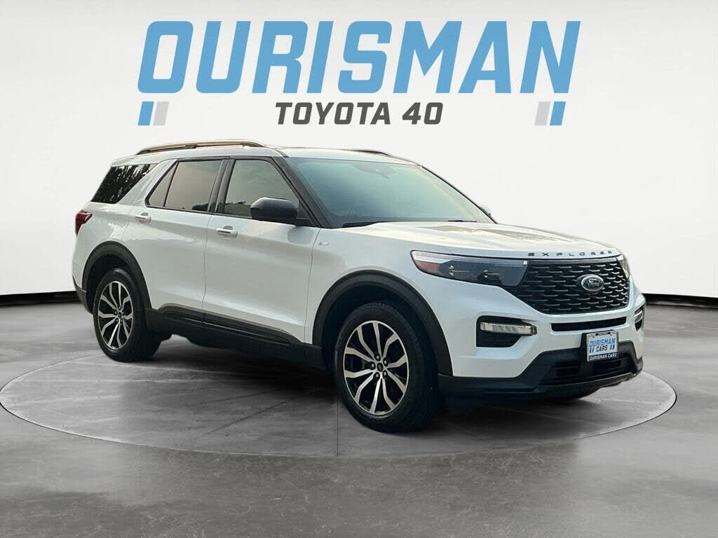 2022 FORD Explorer