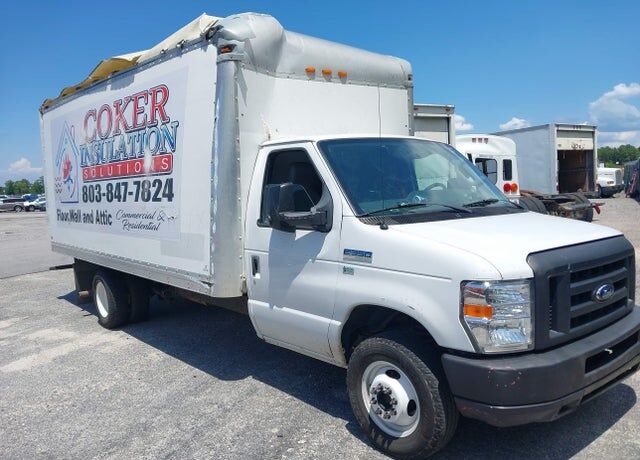 2017 FORD E-350