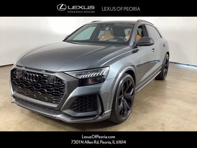 2022 AUDI RS Q8