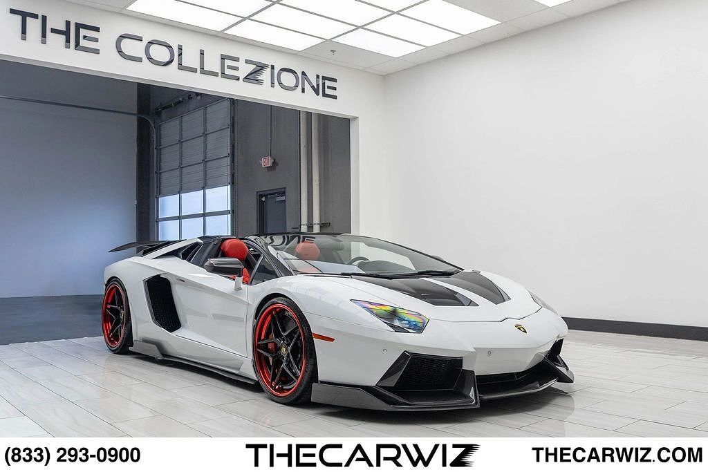 2017 LAMBORGHINI Aventador