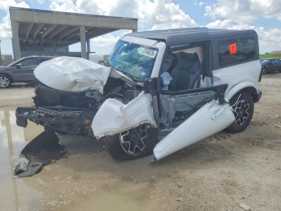 2022 FORD Bronco