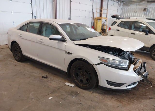 2013 FORD Taurus