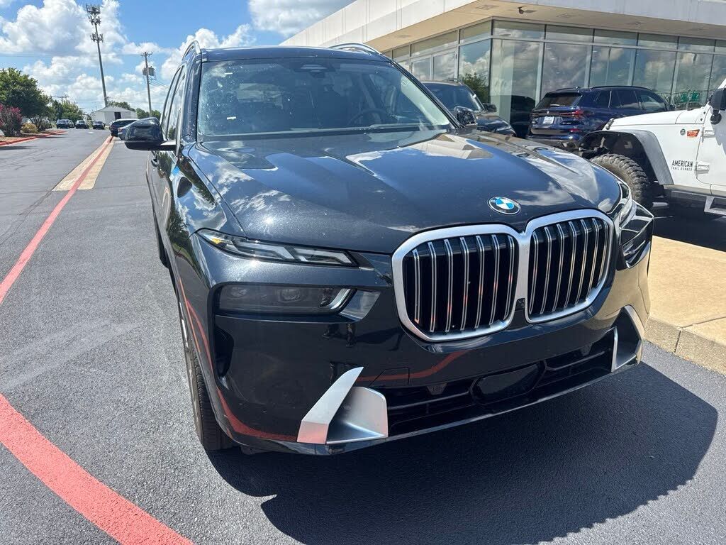 2025 BMW X7