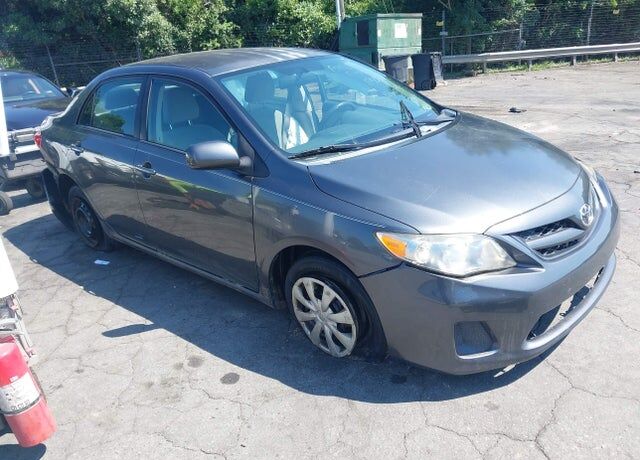 2011 TOYOTA Corolla