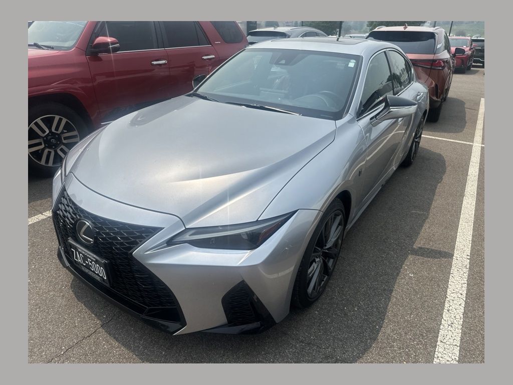 2025 LEXUS IS
