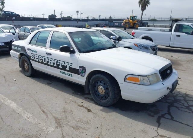 2009 FORD Crown Victoria