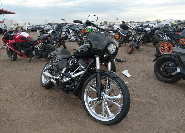 2018 HARLEY DAVIDSON FXBB / Street Bob