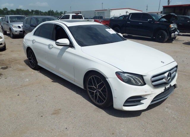 2017 MERCEDES-BENZ E-Class