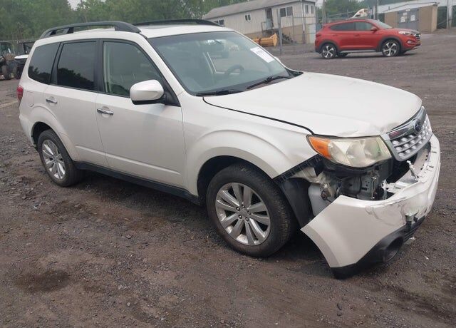 2012 SUBARU Forester