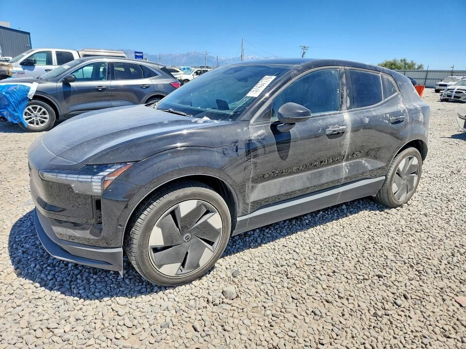 2025 VOLVO EX30