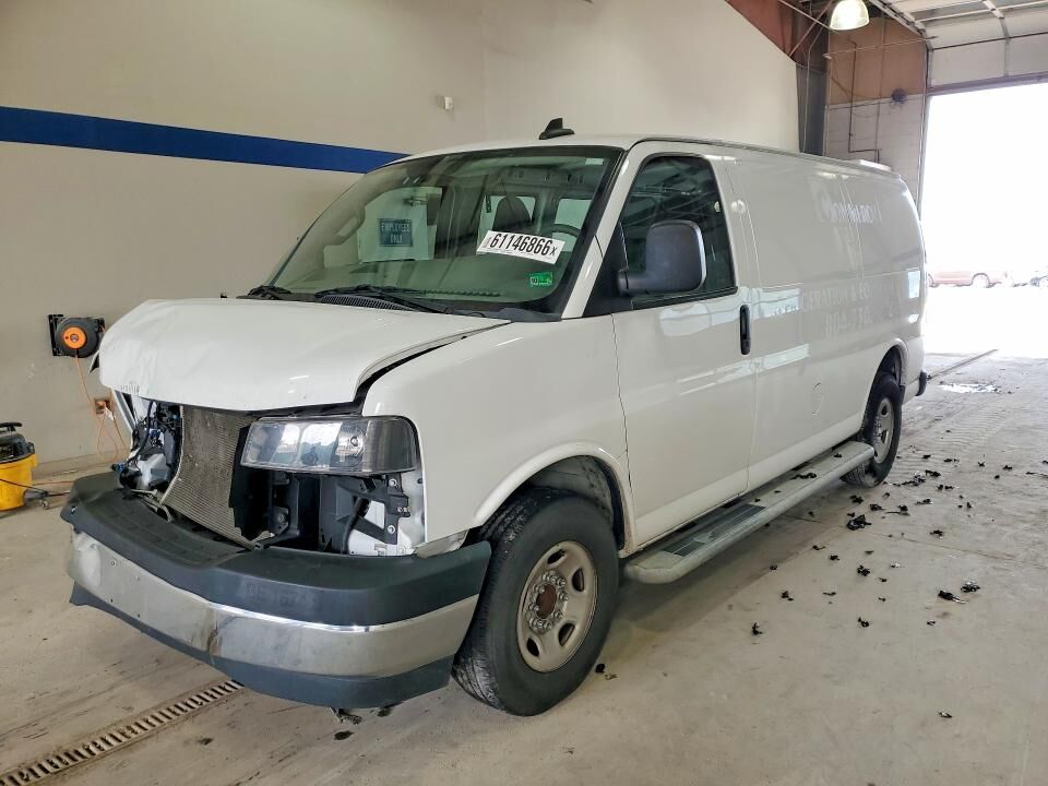 2022 GMC Savana