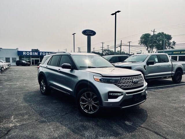 2020 FORD Explorer