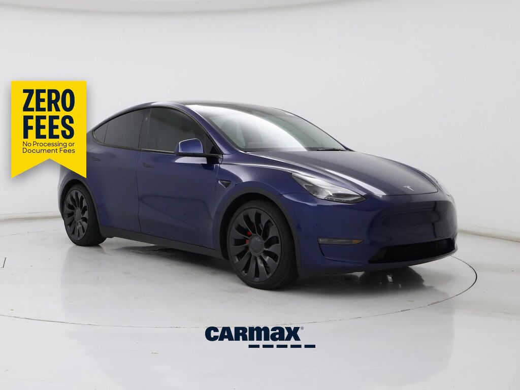 2025 TESLA Model Y