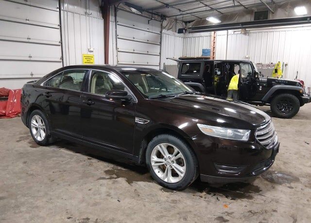 2014 FORD Taurus
