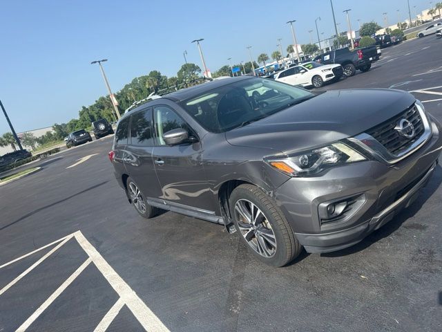 2018 NISSAN Pathfinder