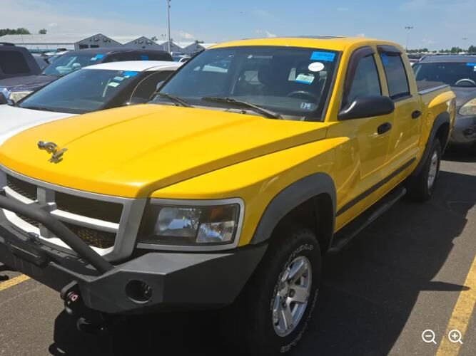 2008 DODGE Dakota