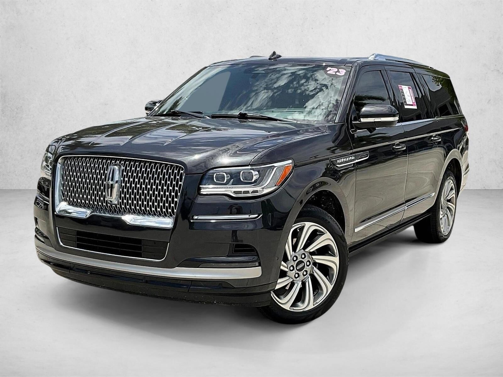 2023 LINCOLN Navigator L