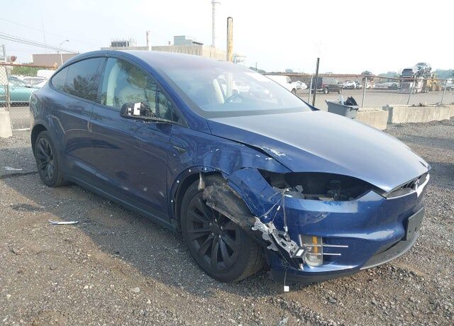 2016 TESLA Model X