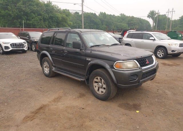 2001 MITSUBISHI Montero Sport