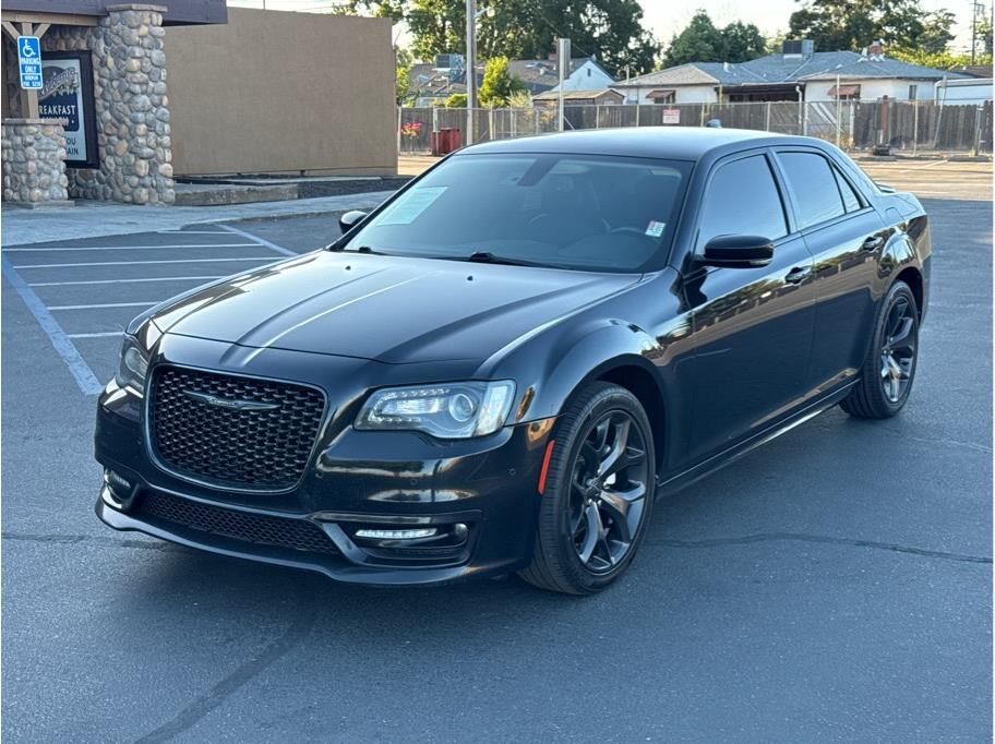 2021 CHRYSLER 300
