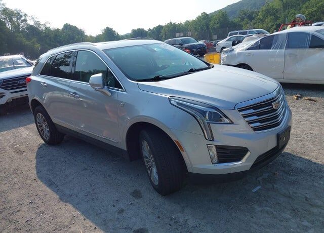 2017 CADILLAC XT5