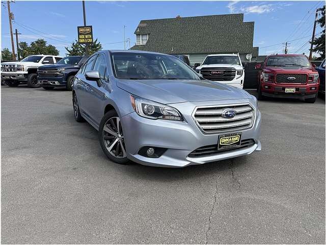 2017 SUBARU Legacy