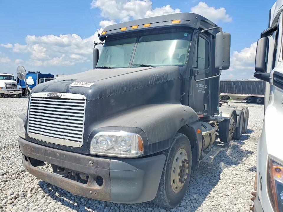 2003 FREIGHTLINER CST120