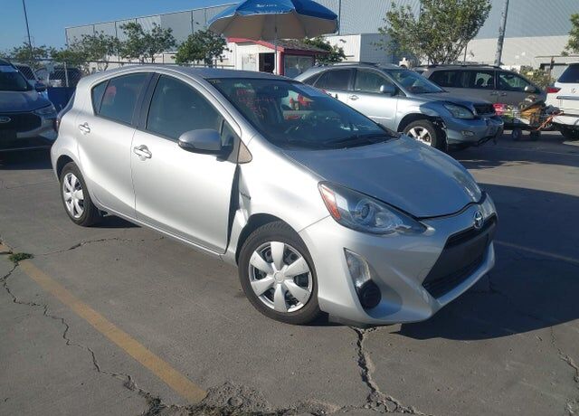 2015 TOYOTA Prius