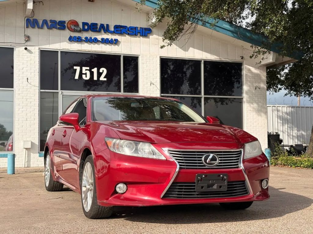 2013 LEXUS ES