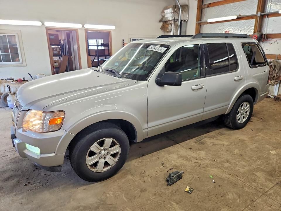 2010 FORD Explorer