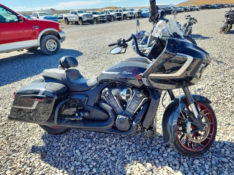 2024 INDIAN MOTORCYCLE Indian Challenger Elite