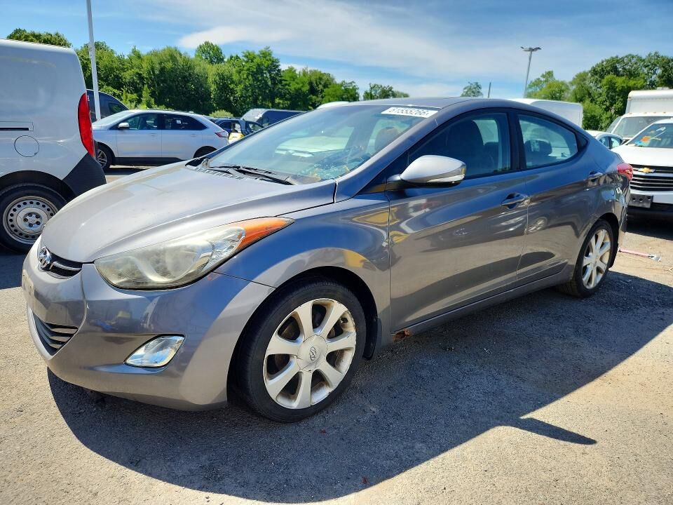 2011 HYUNDAI Elantra