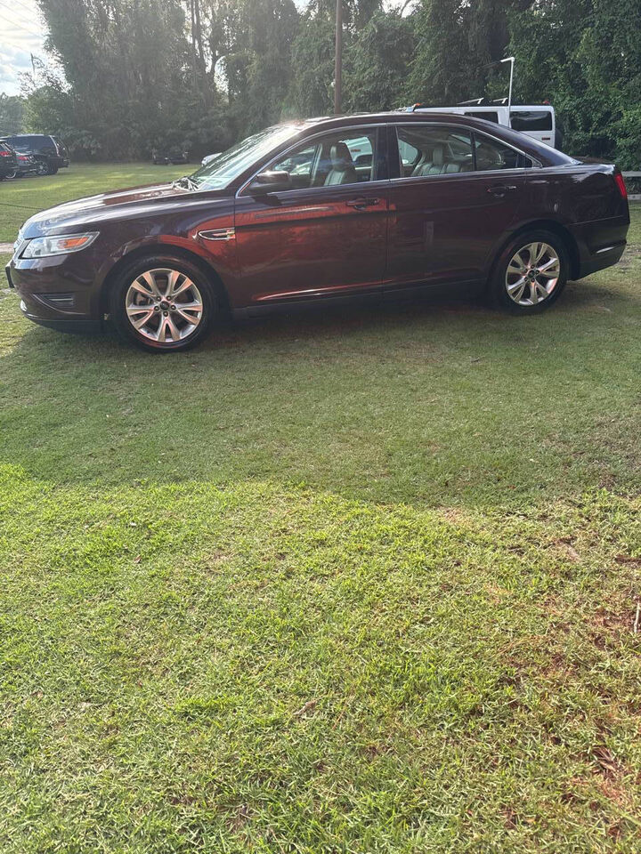 2010 FORD Taurus