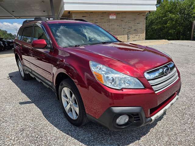 2013 SUBARU Outback