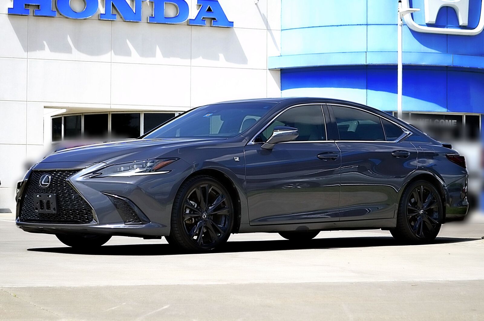 2022 LEXUS ES