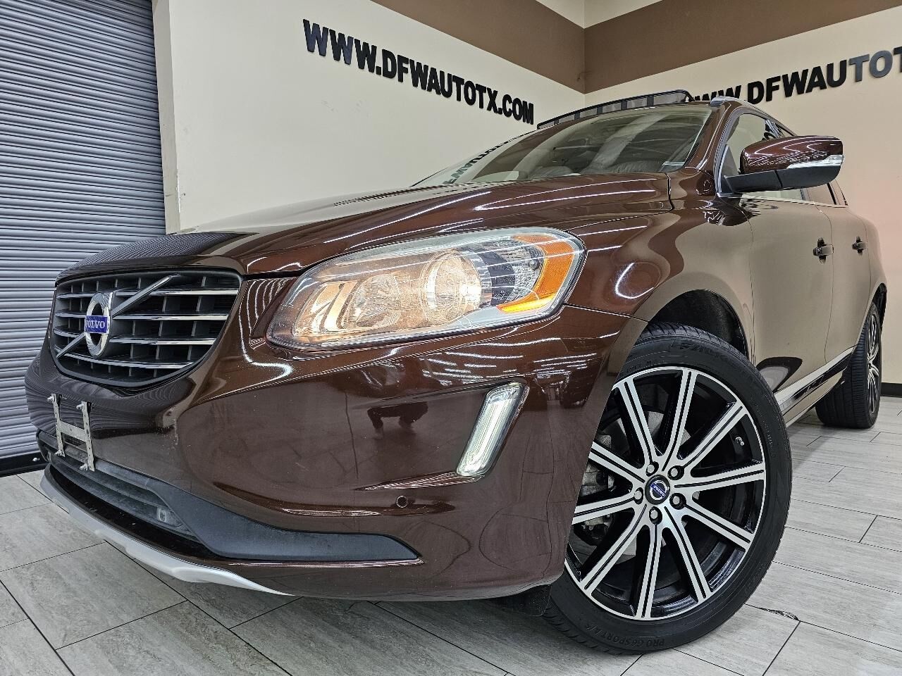 2015 VOLVO XC60