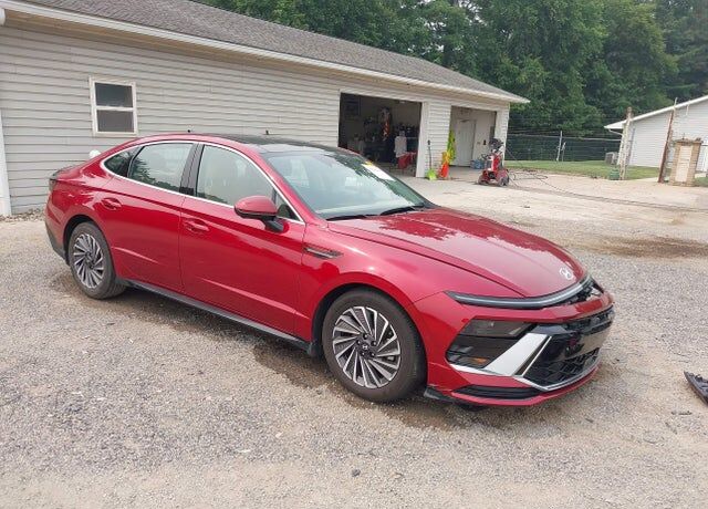 2025 HYUNDAI Sonata