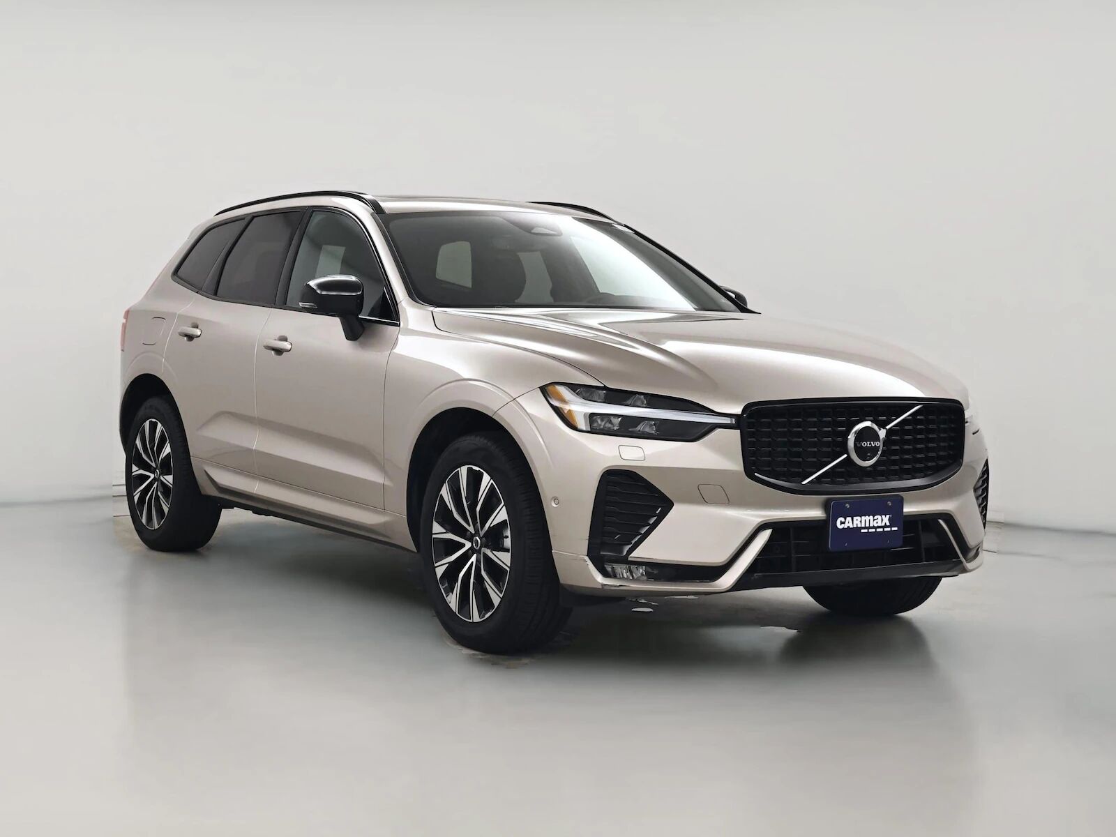 2024 VOLVO XC60