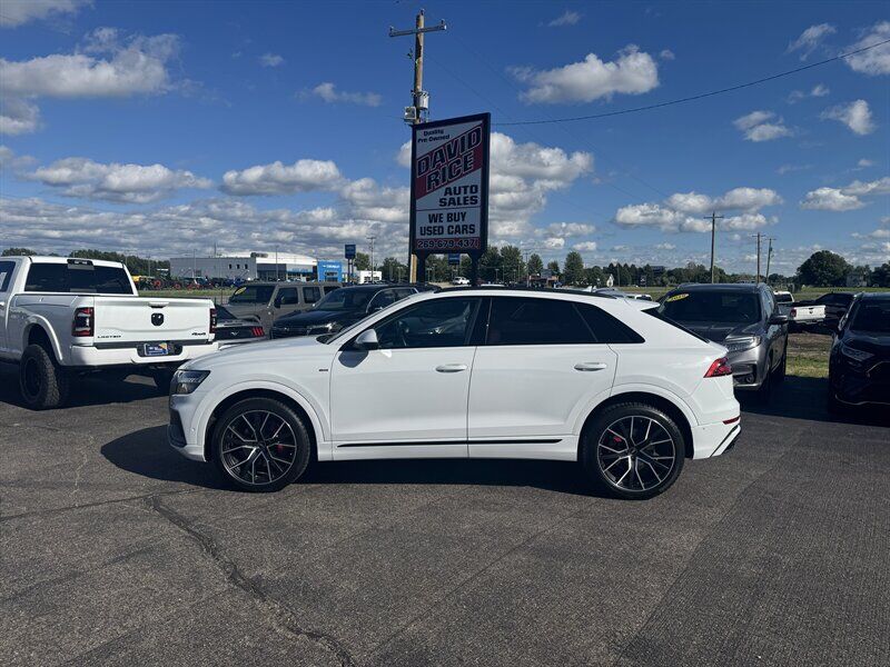 2022 AUDI Q8