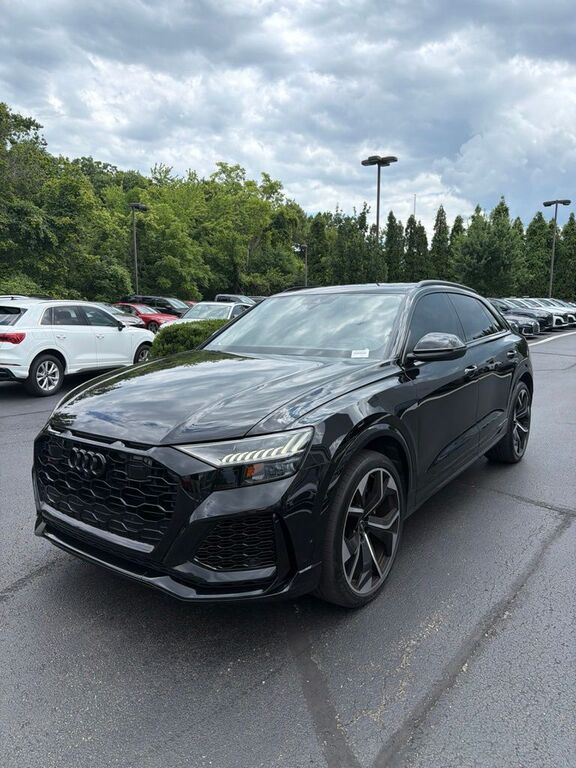 2022 AUDI RS Q8