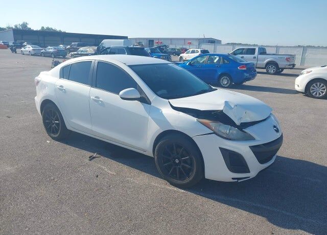 2010 MAZDA Mazda3