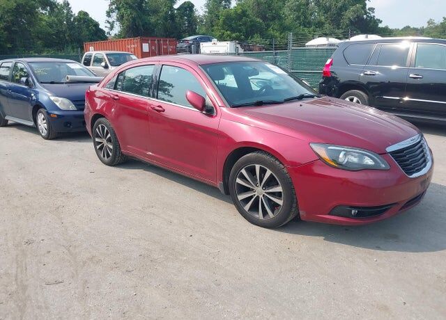2014 CHRYSLER 200