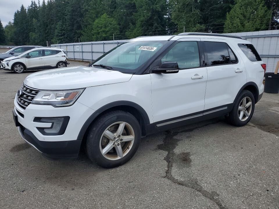 2017 FORD Explorer