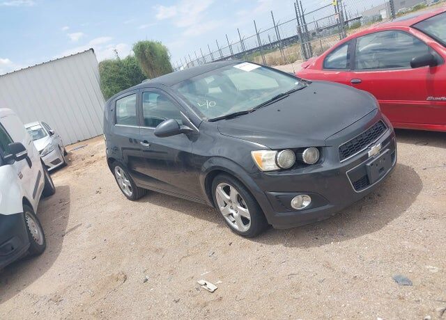 2015 CHEVROLET Sonic